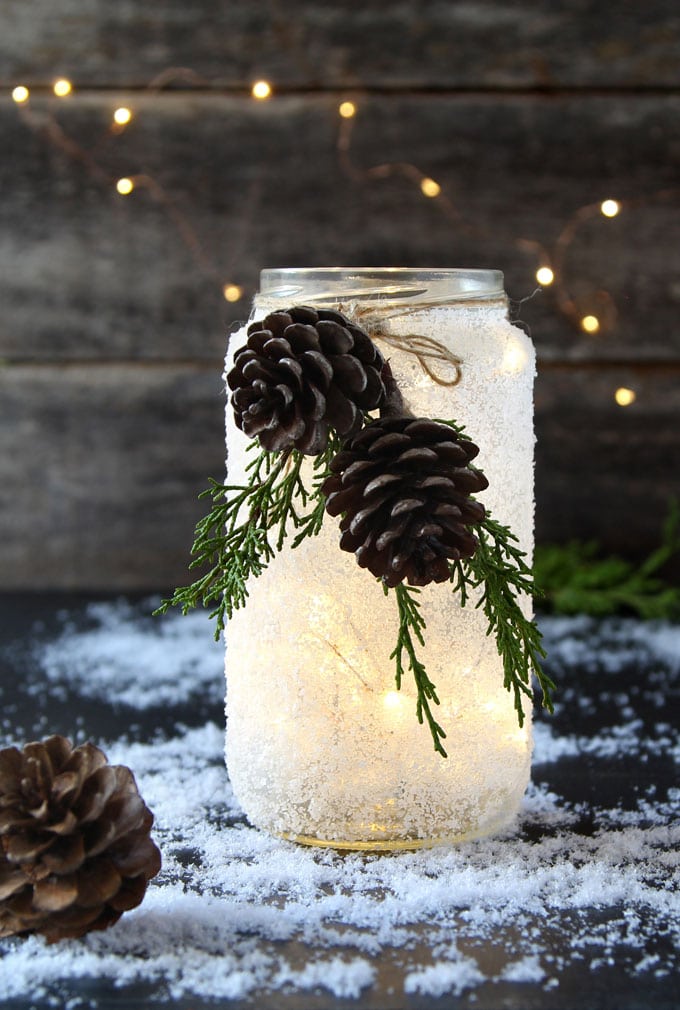 How to Make Frosted Mason Jars