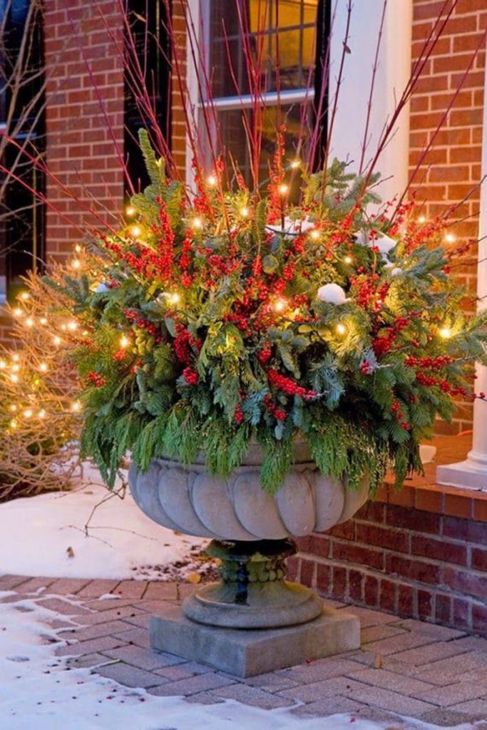 outdoor Christmas urn with lights