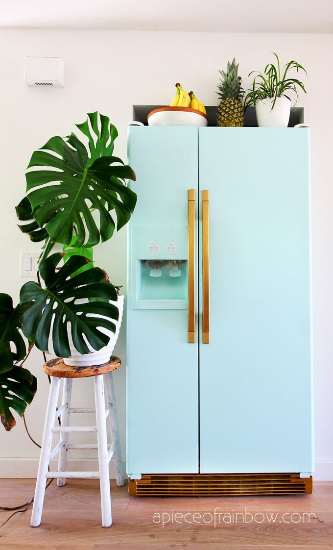 How To Paint A Vintage Refrigerator - Vintage Render