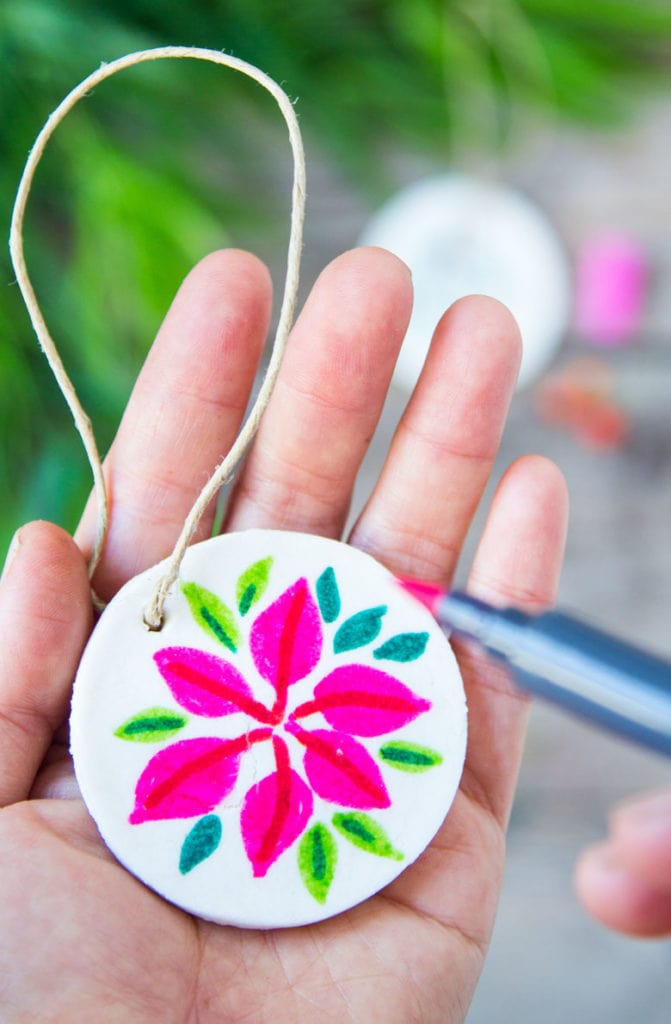 How to use air dry clay: Drying, sealing, & painting air dry clay designs!