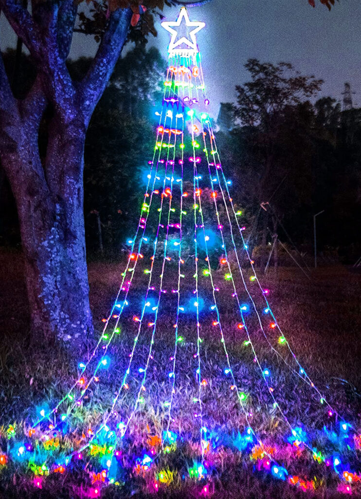 DIY outdoor Christmas tree