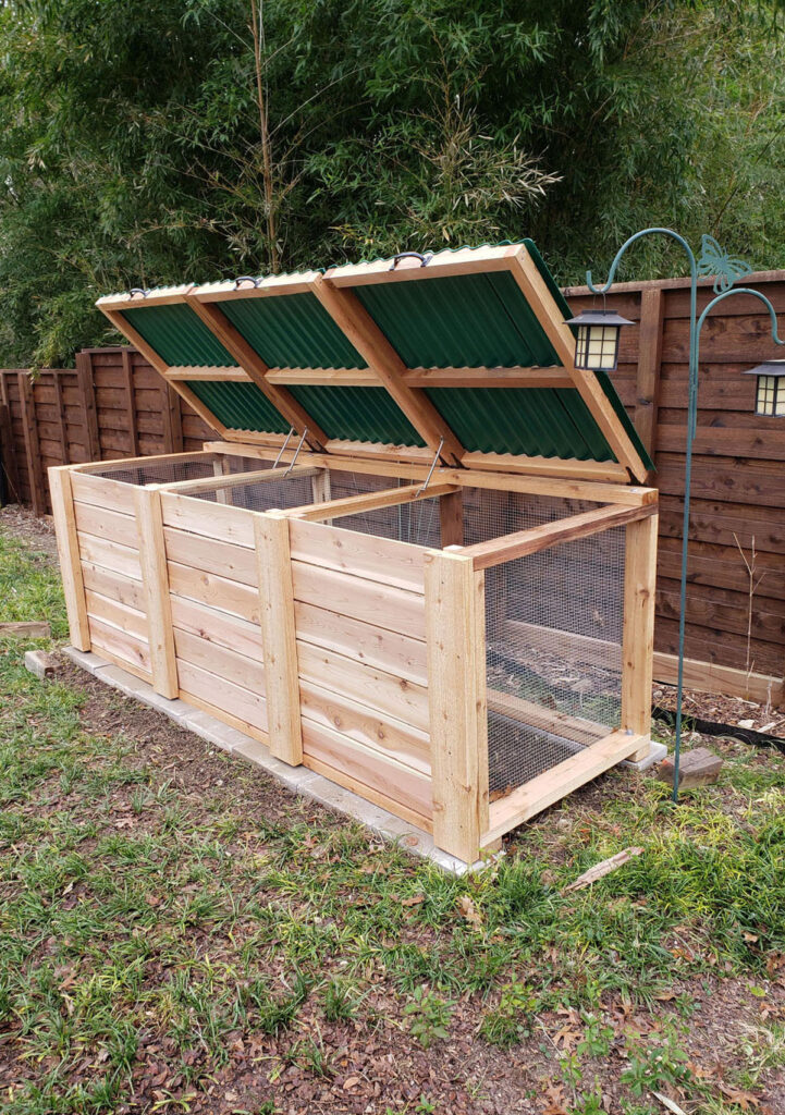 https://www.apieceofrainbow.com/wp-content/uploads/2023/01/DIY-compost-bins-ideas-tumbler-wire-mesh-hardware-cloth-gardening-composting-systems-vermicompost-tea-worm-bin-tower-apieceofrainbow-6-721x1024.jpg